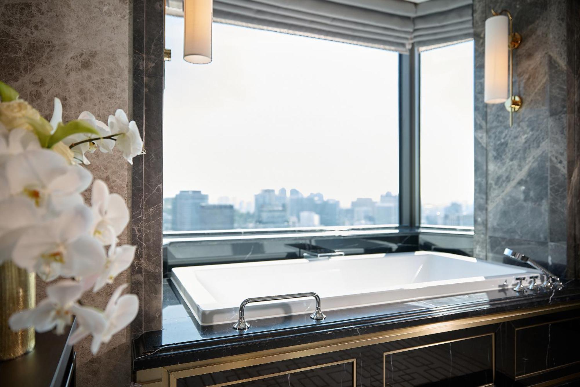 Lotte Hotel Seoul Executive Tower Buitenkant foto Bathroom