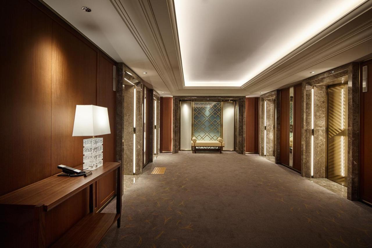Lotte Hotel Seoul Executive Tower Buitenkant foto The elevator lobby
